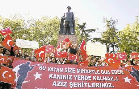 TRABZON TEMAD’DAN HAKKÂRİ VE IĞDIR’DAKİ TERÖR SALDIRILARI AÇIKLAMASI.