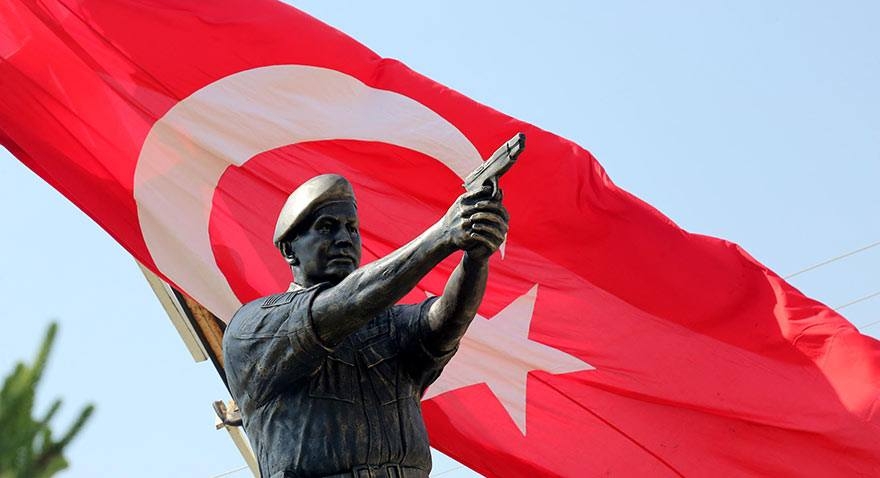 KALBİNİZ VARSA HİSSEDİN